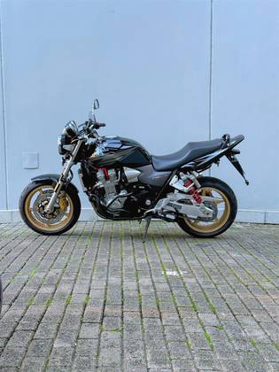HONDA CB 1300 F SUPER FOUR HONDA CB 1300 F SUPER FOUR